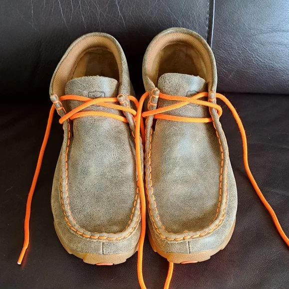 Twisted X - Picture 2 of 11